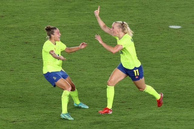 1628253639291074993.jpg E8G60trXoA4rKM3.jpg